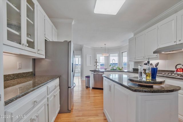 1231 Greenbriar Place, Vass, NC 28394