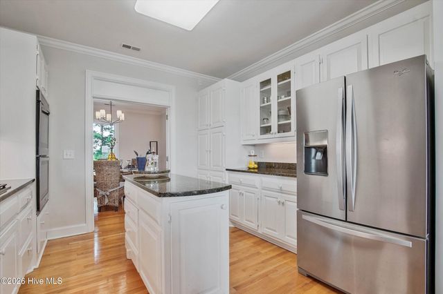 1231 Greenbriar Place, Vass, NC 28394