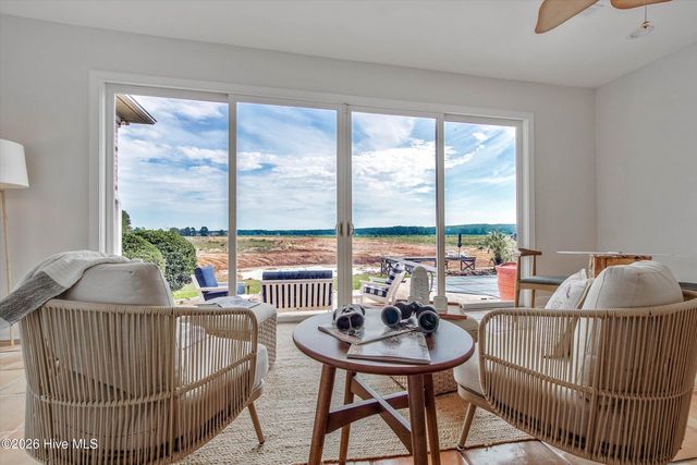 1231 Greenbriar Place, Vass, NC 28394