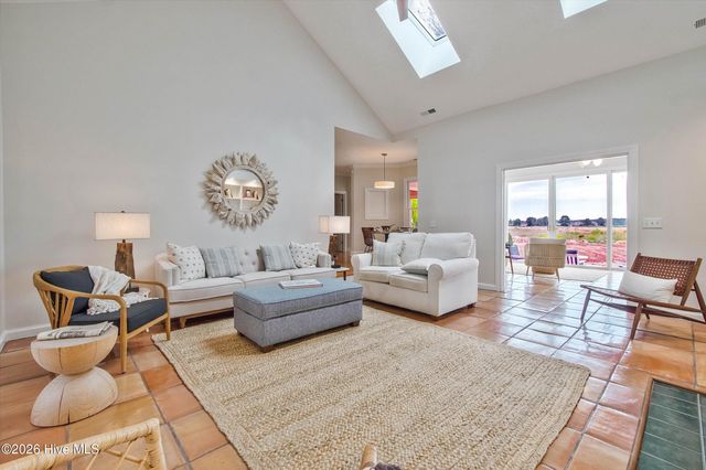 1231 Greenbriar Place, Vass, NC 28394