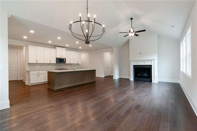 325 Willow Cove, Canton, GA 30114
