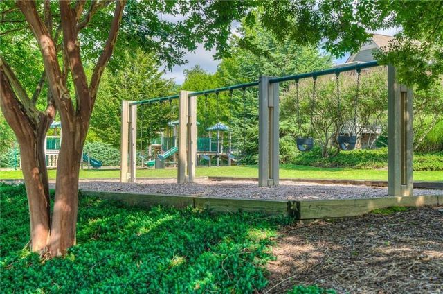 325 Willow Cove, Canton, GA 30114