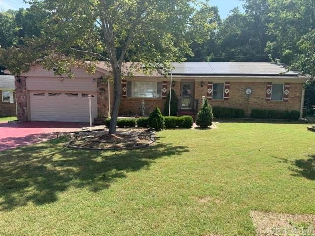 112 Berkshire Circle, Jacksonville, AR 72076