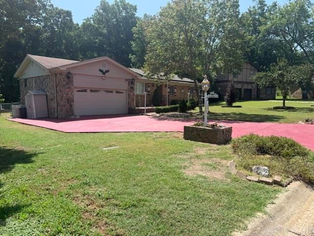 112 Berkshire Circle, Jacksonville, AR 72076