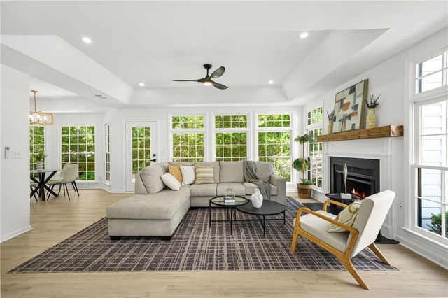 649 Mountain Harbor, Stone Mountain, GA 30087