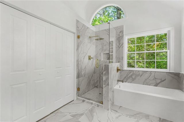 649 Mountain Harbor, Stone Mountain, GA 30087