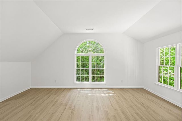 649 Mountain Harbor, Stone Mountain, GA 30087