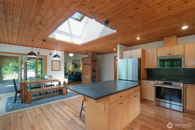 742 Durrwachter Road, Port Angeles, WA 98363