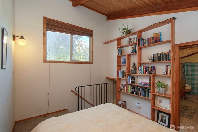 742 Durrwachter Road, Port Angeles, WA 98363