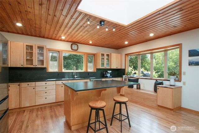 742 Durrwachter Road, Port Angeles, WA 98363