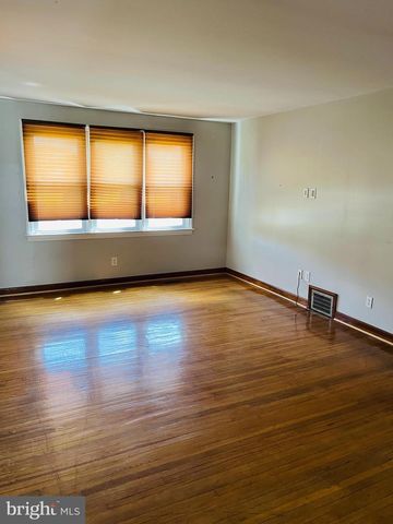 114 S BISHOP AVE, Springfield, PA 19064