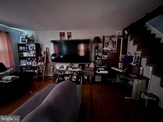 114 S BISHOP AVE, Springfield, PA 19064