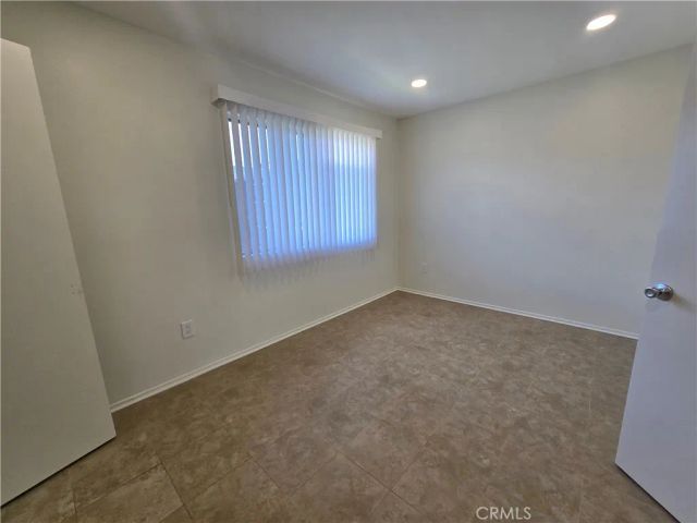 160 Greentree, La Habra, CA 90631