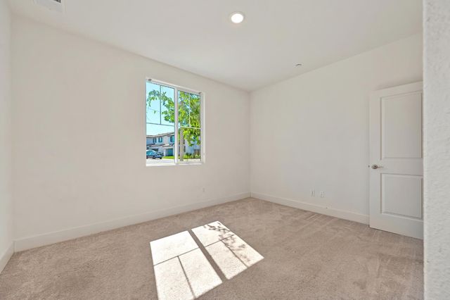 356 River St, Lincoln, CA 95648