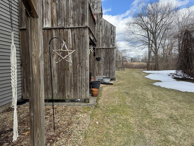 192 Pleasant Street 25, Leominster, MA 01453