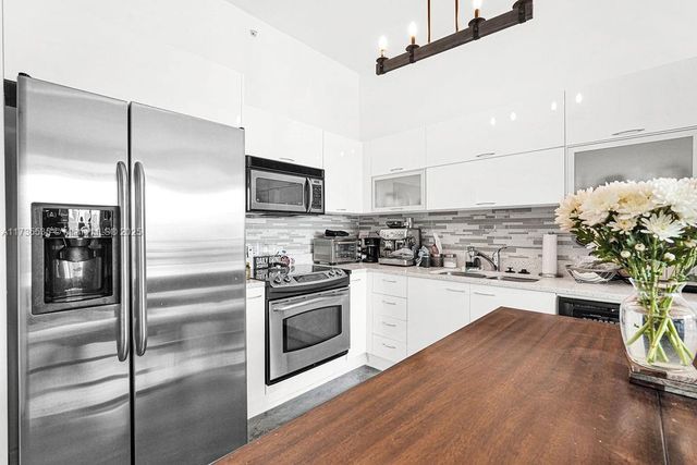 133 NE 2nd Ave 3017, Miami, FL 33132