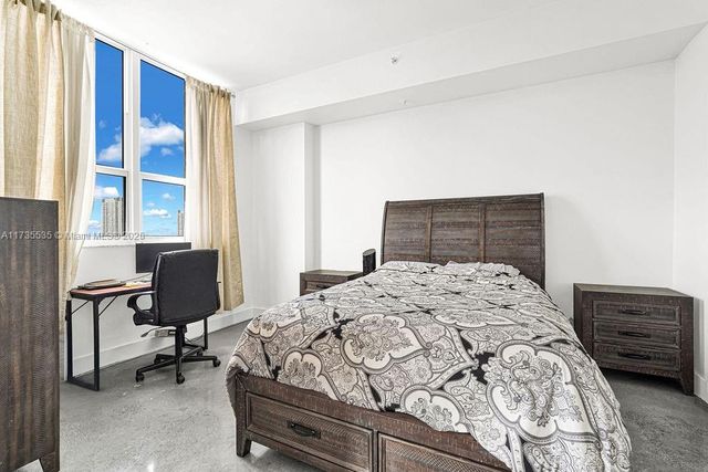 133 NE 2nd Ave 3017, Miami, FL 33132