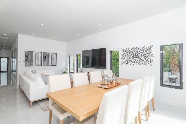 306 Plymouth Rd, West Palm Beach, FL 33405