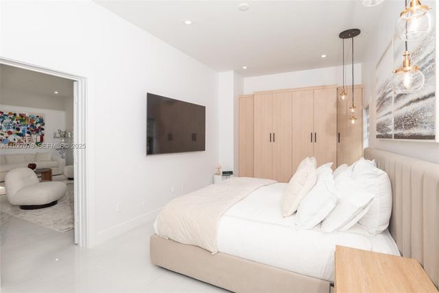 306 Plymouth Rd, West Palm Beach, FL 33405