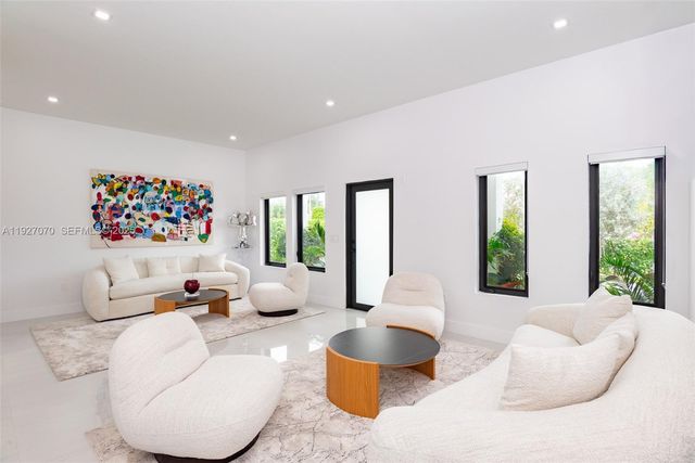 306 Plymouth Rd, West Palm Beach, FL 33405