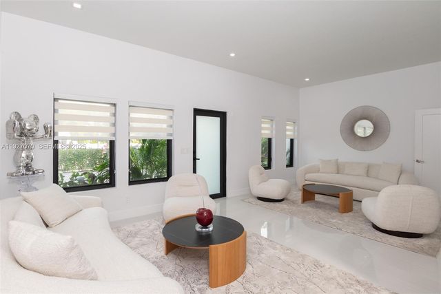 306 Plymouth Rd, West Palm Beach, FL 33405