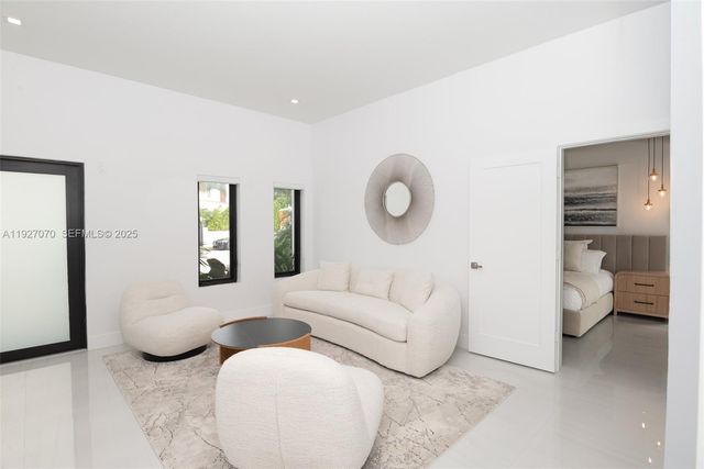 306 Plymouth Rd, West Palm Beach, FL 33405