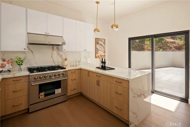 370 Electric, Monterey Park, CA 91754