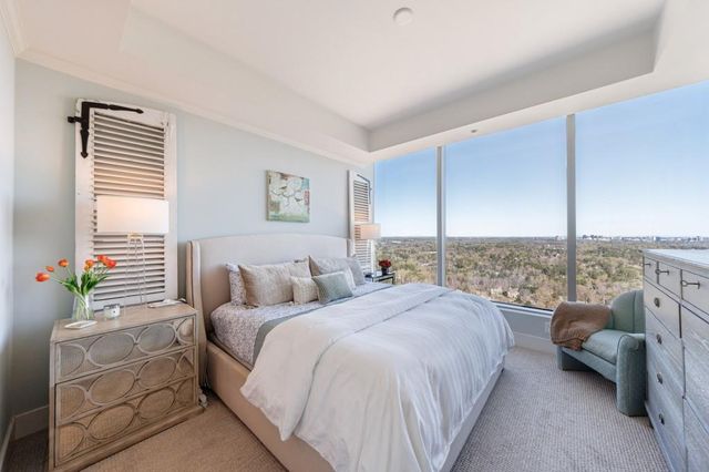 3630 Peachtree Road NE 2608, Atlanta, GA 30326