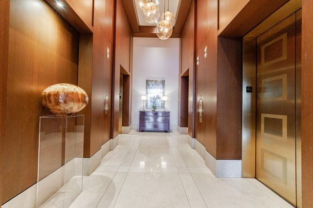 3630 Peachtree Road NE 2608, Atlanta, GA 30326