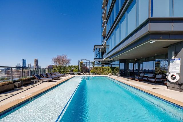 3630 Peachtree Road NE 2608, Atlanta, GA 30326