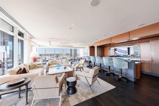 3630 Peachtree Road NE 2608, Atlanta, GA 30326