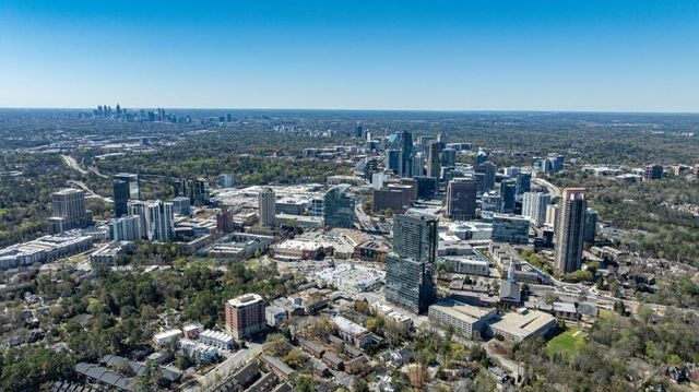 3630 Peachtree Road NE 2608, Atlanta, GA 30326