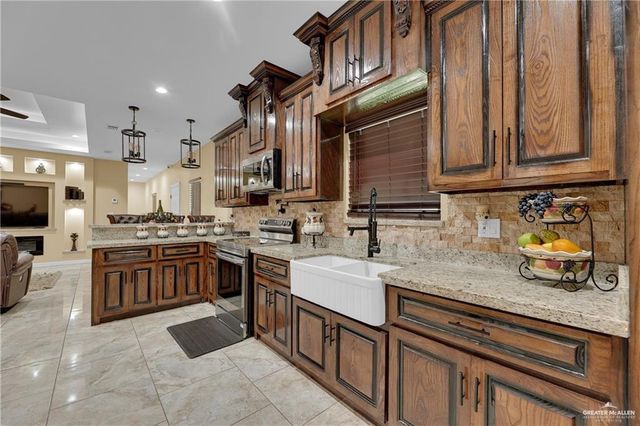 1116 Prado Drive, Donna, TX 78537