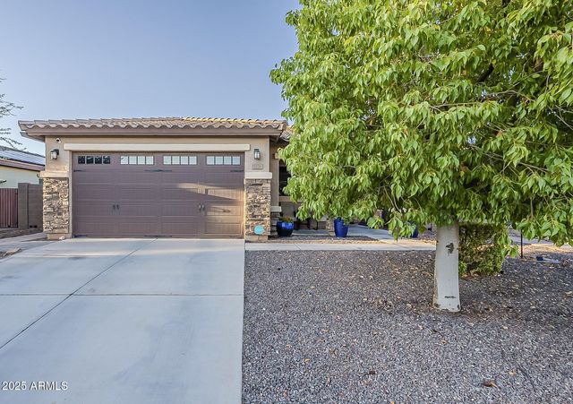 17170 W BUTLER Avenue, Waddell, AZ 85355