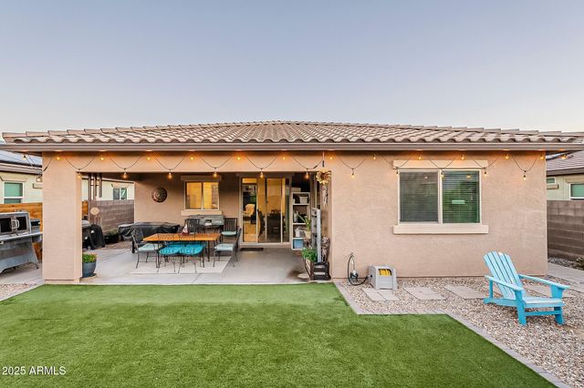 17170 W BUTLER Avenue, Waddell, AZ 85355