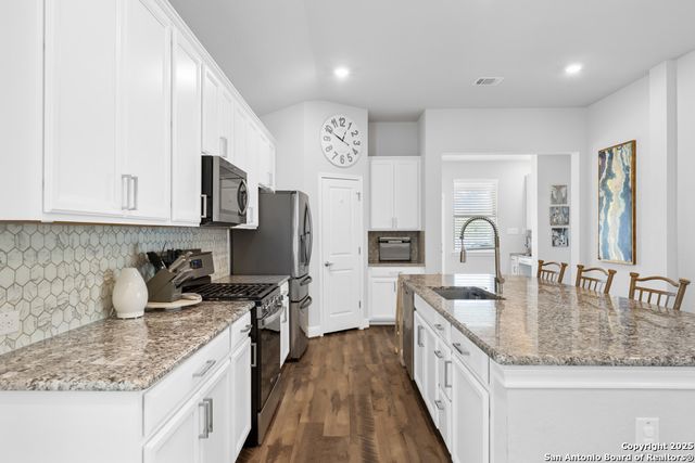 2343 greystone, San Antonio, TX 78259