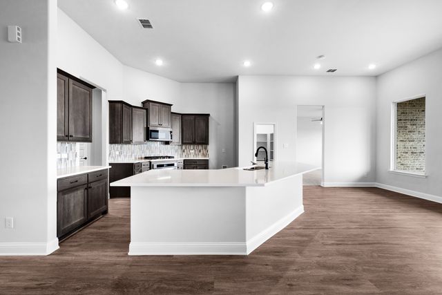 6520 Emerson Drive, Mesquite, TX 75126