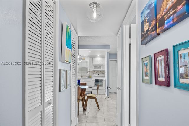 1720 Jefferson St 407, Hollywood, FL 33020
