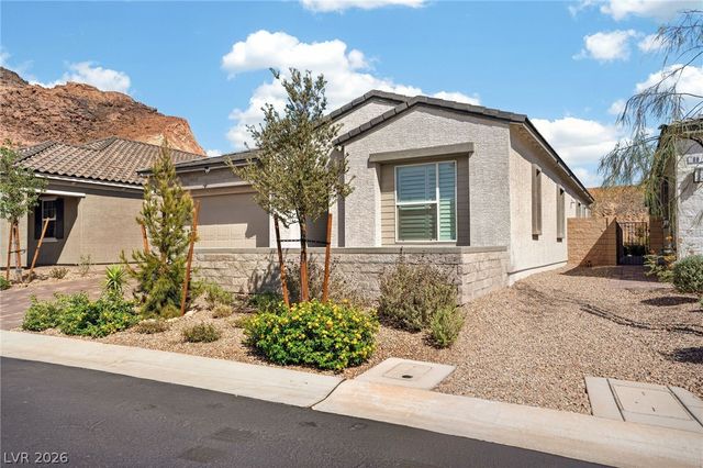 72 Navajo Bridge Lane, Henderson, NV 89011