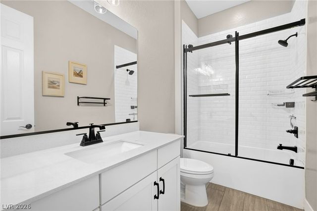 72 Navajo Bridge Lane, Henderson, NV 89011