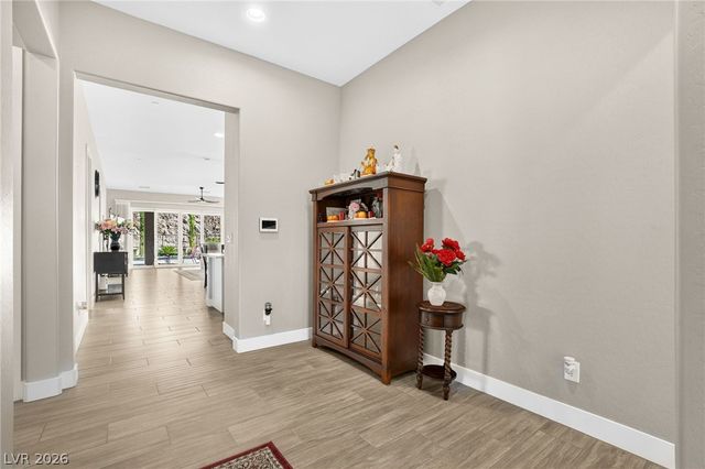72 Navajo Bridge Lane, Henderson, NV 89011
