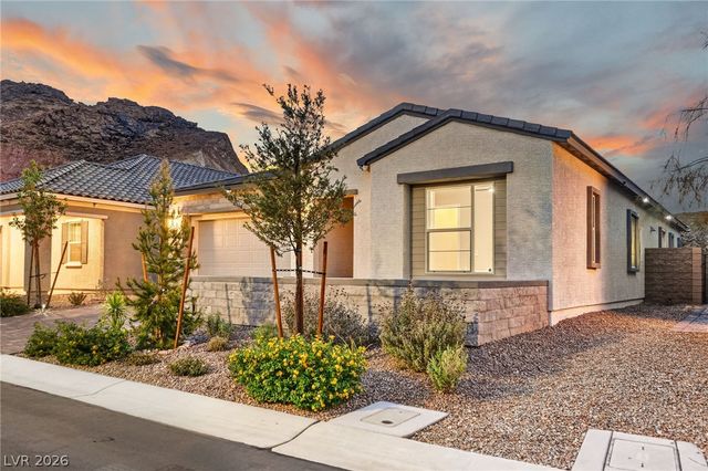 72 Navajo Bridge Lane, Henderson, NV 89011