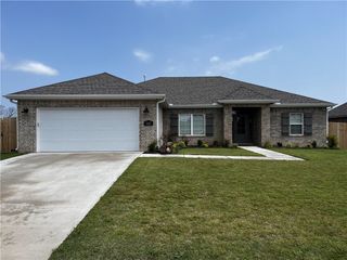 5837 Lavender Avenue, Springdale, AR 72762