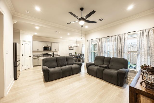 127 Horis Drive, Houma, LA 70364