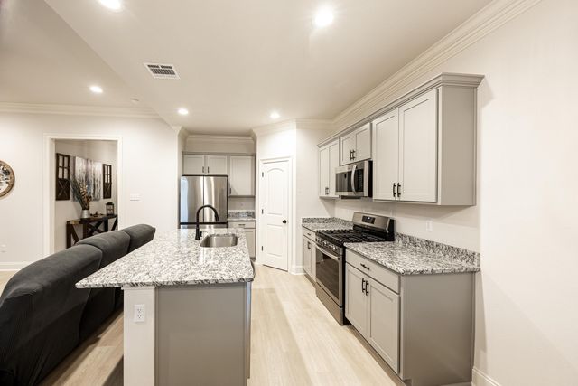 127 Horis Drive, Houma, LA 70364