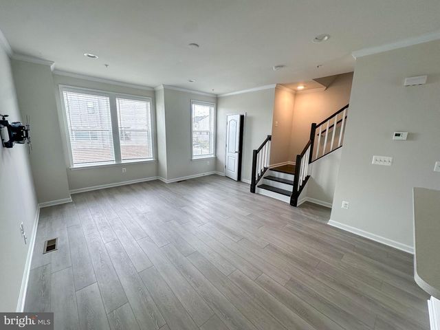 10334 VISTA MEADOW WAY, Lanham, MD 20706
