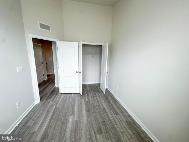 10334 VISTA MEADOW WAY, Lanham, MD 20706