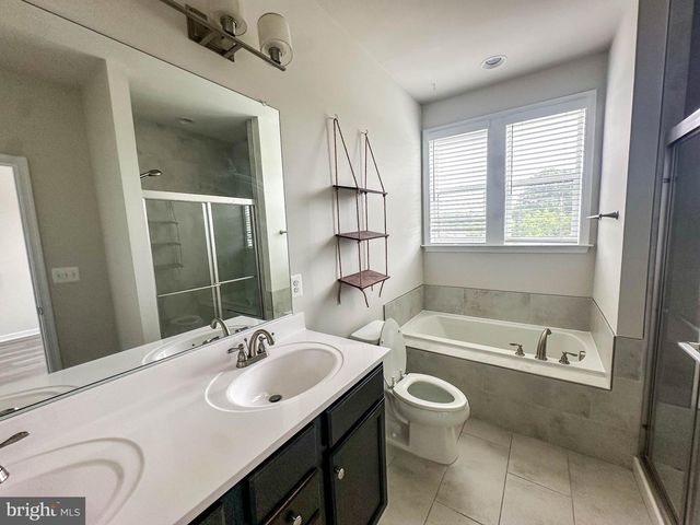 10334 VISTA MEADOW WAY, Lanham, MD 20706