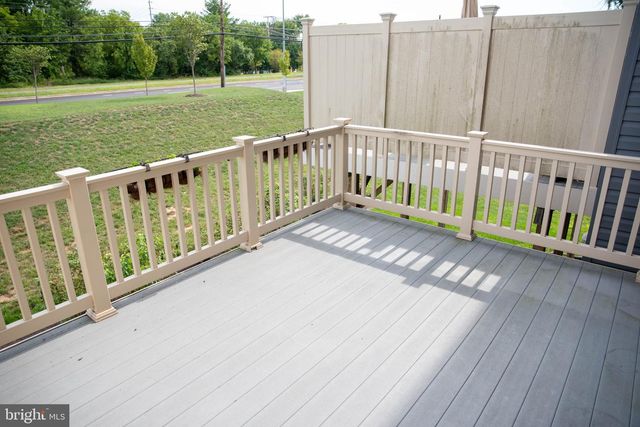 10334 VISTA MEADOW WAY, Lanham, MD 20706