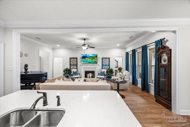 2219 River Birch Rd, Gulf Breeze, FL 32563